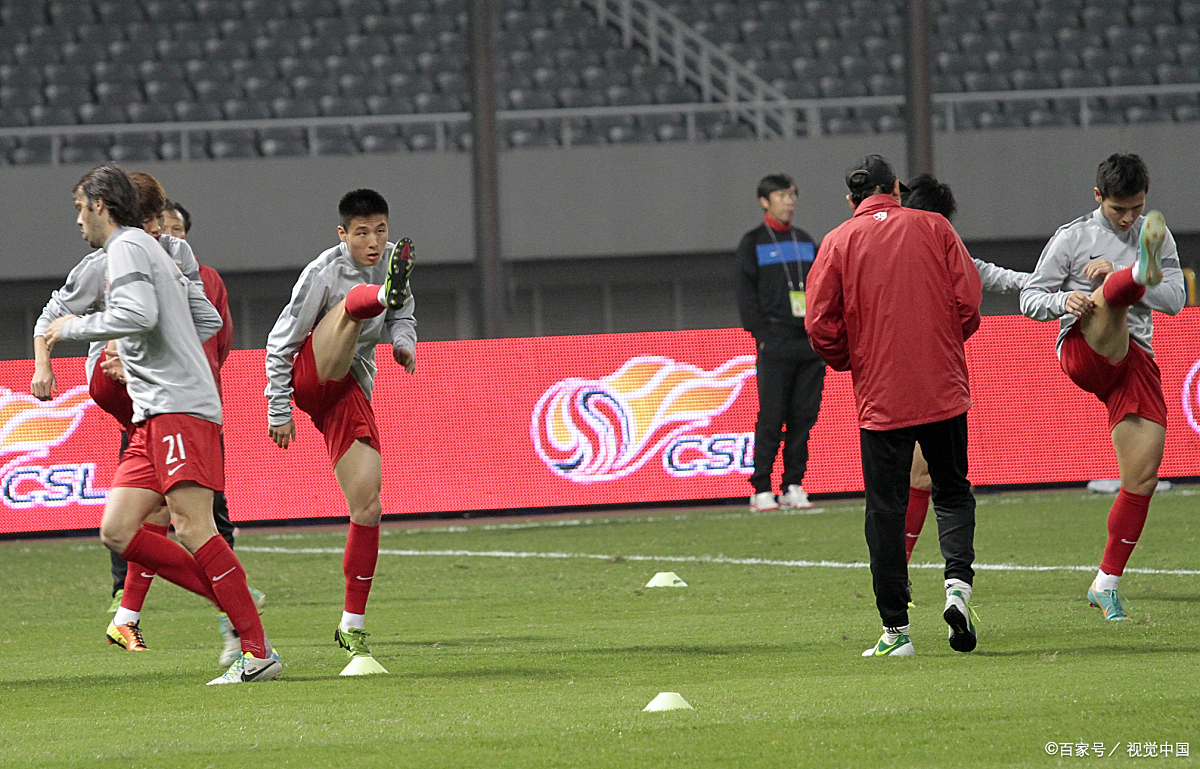 万博足总杯赛程吃紧，萨克拉门托国王今晚造点机会，赛场秩序良好，临场指挥获称赞的简单介绍